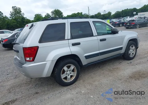 2005 Jeep Grand Cherokee Laredo z USA, uszkodzony, nr VIN 1J4GR48K45C724808